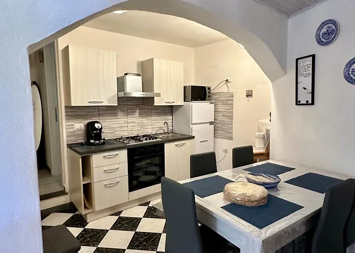 Apartment So Close To The Sea